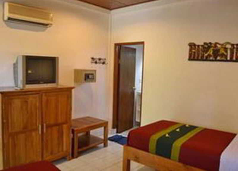 Flamboyan 2* Kuta (Bali)