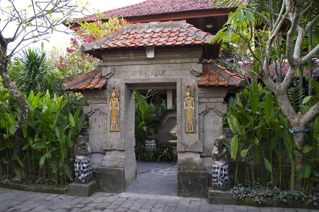 Flamboyan 2* Kuta (Bali)