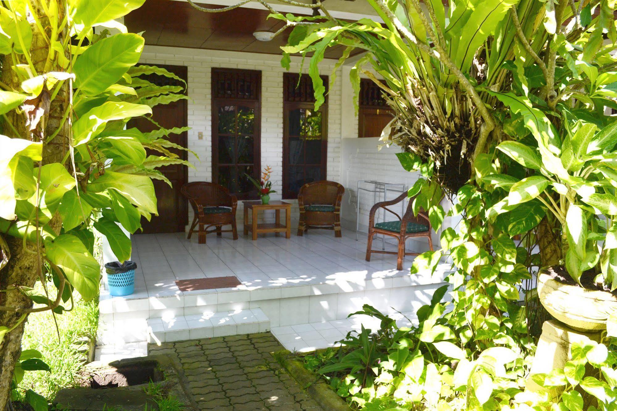 Flamboyan Guest house